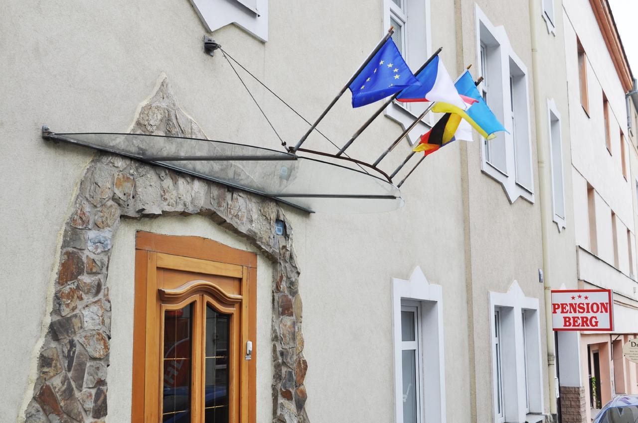 Pension Berg Прага Экстерьер фото