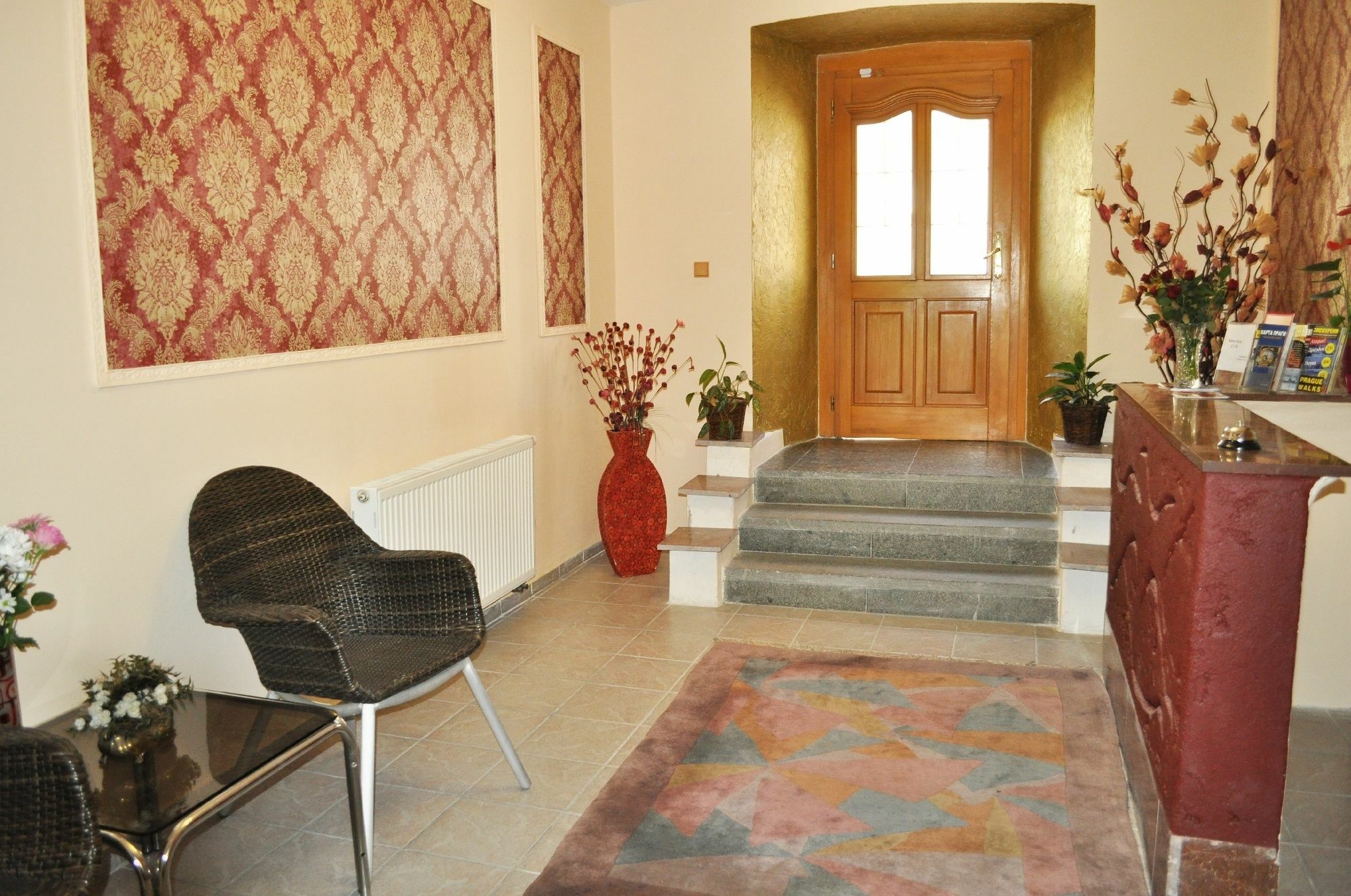Pension Berg Прага Экстерьер фото
